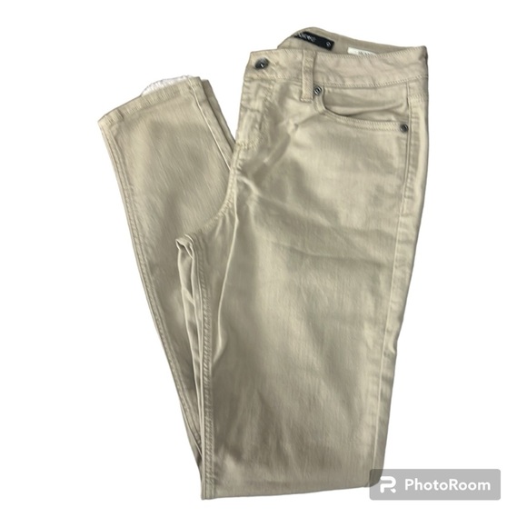 Hot Topic Blackheart Skinny Khaki Pants Size 9 New - Picture 1 of 5